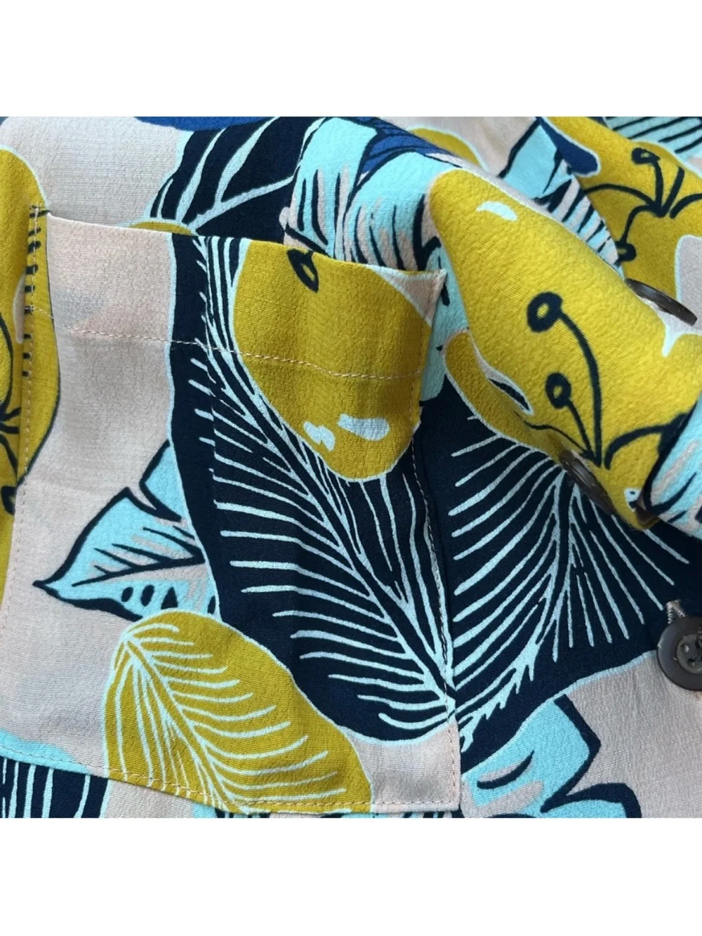 Urban Outfitters Silence and Noise Tropical Print Button Down Dress S - Picture 6 of 9